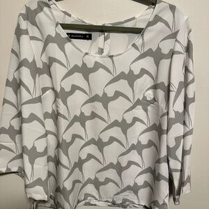 Manaola Kaunaoa Top (Medium)